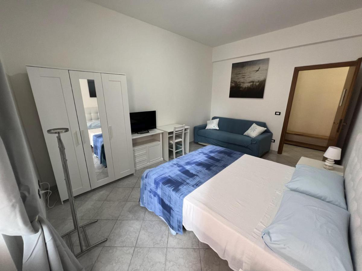 Bed And Breakfast Mare Blu Civitavecchia Buitenkant foto